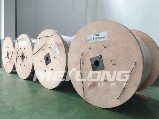 NACE MR0175 316L สายฉีดเคมี สายควบคุมแบบห่อหุ้มแบบไม่มีรอยต่อ