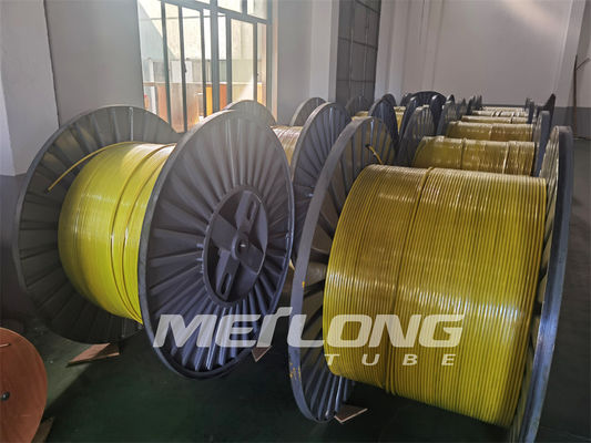 PVDF PP FEP สีแดงสายควบคุมแบบห่อหุ้มท่อ Downhole ทำความสะอาดพื้นผิวที่สว่างสดใส
